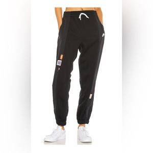 Nike Sweatpants